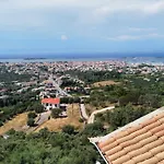 Irida Apartman Apólpena