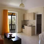 Irida Apartman *