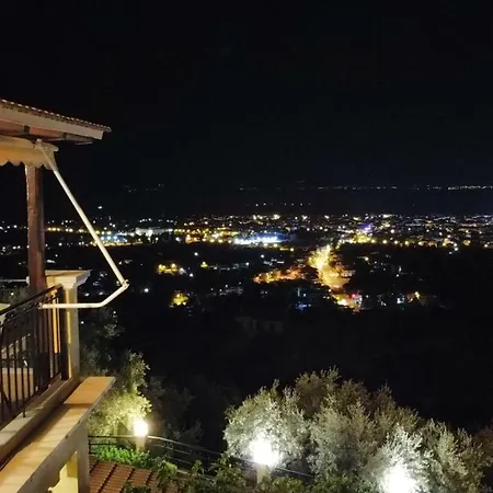 Irida Lägenhet Apolpaina