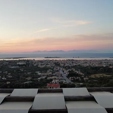 Апартаменты Irida Apolpaina